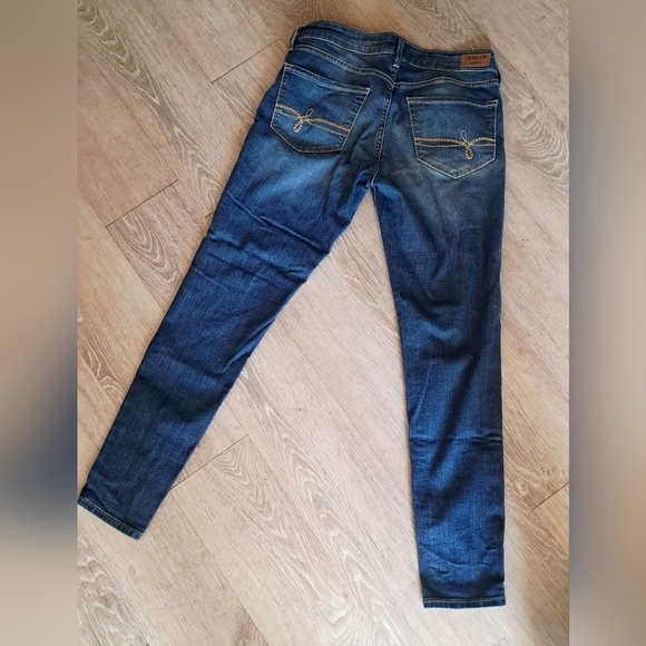 Levi's Size 9 Women's Distressed Skinny Jeans - Dark Blue - Picture 11 of 16